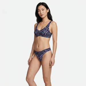 Braguitas de mujer transpirables personalizadas para uso diario, sin costuras, de tiro medio, lisas, tipo tanga, bikini, de elastano y nailon, OEM y ODM - Product Image 5