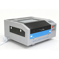 Machine de gravure et de découpe au laser CO2 4040 pour le bois, l'acrylique, le plastique, le cuir