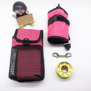 Equipo <span class=keywords><strong>de</strong></span> <span class=keywords><strong>Buceo</strong></span>: BCD <span class=keywords><strong>de</strong></span> Suspensión Lateral <span class=keywords><strong>con</strong></span> <span class=keywords><strong>Bolsa</strong></span> <span class=keywords><strong>de</strong></span> Almacenamiento para <span class=keywords><strong>Buceo</strong></span> <span class=keywords><strong>con</strong></span> Escafandra, <span class=keywords><strong>Bolsa</strong></span> <span class=keywords><strong>de</strong></span> Almacenamiento para Flotador SMB, Gancho <span class=keywords><strong>de</strong></span> Flujo y <span class=keywords><strong>Bolsa</strong></span> para Linterna - Product Image 4