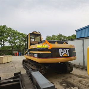 Excavatrice sur chenilles Caterpillar 320BL d'occasion du Japon, 20 tonnes, faible nombre d'heures, moteur, pompe, PLC - Product Image 4