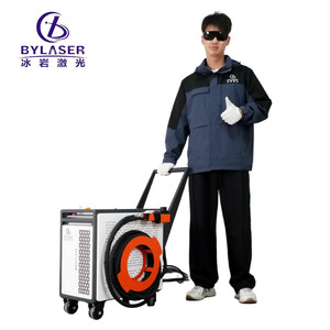 เครื่องทำความสะอาดไฟเบอร์เลเซอร์แบบมือถือ 1500W 2000W 3000W |   คลื่นต่อเนื่องแบบระบายความร้อนด้วยอากาศหรือน้ำ |   การกำจัดคราบสนิมจากสีทาเคลือบ |   ได้รับการรับรองมาตรฐาน CE - Product Image 2