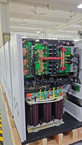Invertisseurs solaires triphasés IGBT hors réseau de 100 kW, prix d'usine - Product Image 3