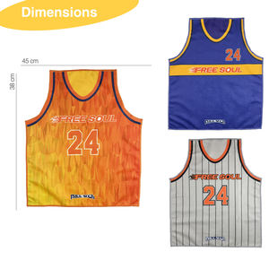 <span class=keywords><strong>Serviette</strong></span> de sport en microfibre OEM en forme de maillot de basket, tissu personnalisé pour les cadeaux d'entreprise, tissu/design antimicrobien à séchage rapide - Product Image 2