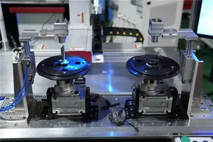 Máquina de solda de laser personalizada, posição dupla do trabalho, máquina de solda a laser de quatro eixos de metal, máquina de solda automática
