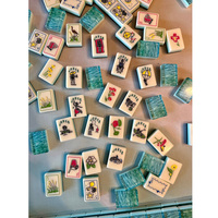 Set Mahjong Akrilik Motif Pusaran Turquoise Gaya Hidup Luar Ruangan Musim Panas Permainan Meja Kustom Grosir Besar untuk Liburan Pantai