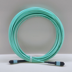 Cordon de brassage fibre optique MPO MTP monomode 8 fibres OM3 MPO LC à prix d'usine pour réseaux 4G Wi-Fi 3G - Product Image 1