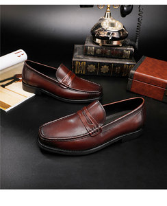 Chaussures décontractées pour hommes en cuir véritable de haute qualité, style britannique rétro, lavées, à enfiler, pour le bureau et la carrière - Product Image 1