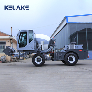 Camión Mezclador de Concreto Autocargable Pequeño de 2.6cbm, 4x2, de Alta Eficiencia, Fabricado en China, con Motor, Caja de Cambios y Bomba, con Certificación CE - Product Image 2