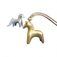 Nouvel Arrivage en Stock : Collier Pendentif Poney Sanni en Cuivre, Chaîne Longue pour Pull - Bijou Unisexe Élégant et Polyvalent