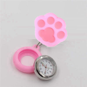 <span class=keywords><strong>Montre</strong></span> de poche médicale colorée et adorable avec empreintes de pattes de chat rétractables, pour infirmières, médecins, femmes, hôpital, cadeaux médicaux - Product Image 4