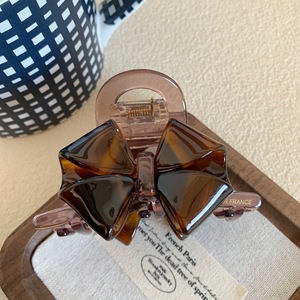 Pince à cheveux en acétate de haute qualité, taille moyenne, type requin, pour femmes - Product Image 6