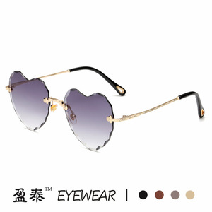 Heart Shape <b>Gradient</b> Pink <b>Sunglasses</b> Women's Fashion Retro UV400 Metal Frame PC Lens Gold Color - Product Image 2