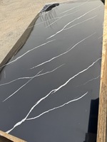 Vente en gros Feuille de marbre PVC Panneau de revêtement mural décoratif intérieur 2.5*1220*2440 Feuille de plastique en pierre de faux marbre
