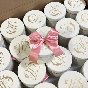 Boîte à dragées ronde en velours ivoire personnalisée avec logo, emballage cadeau <span class=keywords><strong>de</strong></span> luxe élégant, vide, pour mariage, avec ruban - Product Image 6