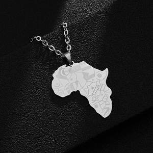 Collier avec pendentif personnalisé en acier inoxydable 316L, plaqué or 14K 18K PVD, bijoux fins, collier avec carte de l'Afrique pour femmes - Product Image 3