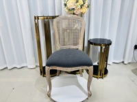 Chaises de salle à manger de luxe en bois et tissu de style rétro français antique classique, meubles nordiques rembourrés pour événements de mariage