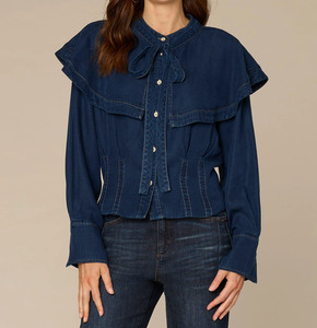 <span class=keywords><strong>Camicia</strong></span> di <span class=keywords><strong>Jeans</strong></span> Blu da <span class=keywords><strong>Donna</strong></span> con Spalle Arricciate, Collo Annodato, Taglio Corto e Vita Aderente - Product Image 1