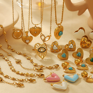 Conjunto de Joyería de Acero Inoxidable con Forma de Corazón para Mujer, Regalo Elegante y Moderno, Conjunto de Collar y Aretes - Product Image 4