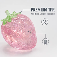 Jouet anti-stress en TPR transparent en forme de fraise