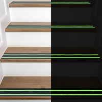 Xuri Sécurité Antidérapant Marches d'Escalier Glow in the Dark Antidérapant Ruban Lumineux Adhésif Papier Autocollant pour Marqueurs de Sécurité Escaliers