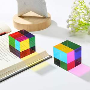 Customizável Colorido <span class=keywords><strong>Prism</strong></span> Acrílico Cube Crystal <span class=keywords><strong>Glass</strong></span> Display Rack para Home Decor e Office Desk Decoração - Product Image 2