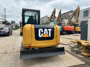 Mini-excavatrice Cat 305.5e 2 d'occasion avec garantie d'un an, composants essentiels inclus : moteur, engrenages, chenilles, type mobile - Product Image 2