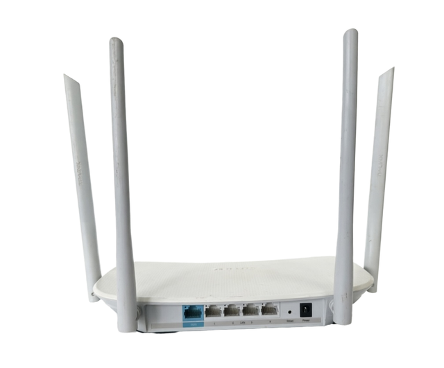 ONT Used TP-Link TL-WDR5620 Router Dual Band 2.4G/5G 4 Antennas Strong Signal FTTH 90 Days Warranty Home Dorm Office