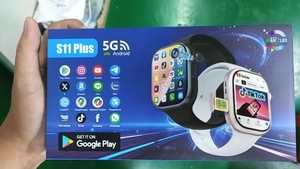 HKSF M16 Black4G 840mAH IP67 นาฬิกาอัจฉริยะกันน้ำ รองรับซิมการ์ดแม่เหล็ก ใส่ซิมโทรออกได้ 4G กล้องหมุนได้ ระบุตำแหน่งด้วย GPS พร้อมปุ่ม SOS - Product Image 1
