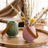 Vase en verre gaufré en forme de sac à main avec poignée en cuir marron, vase rond pour fleurs fraîches, branches séchées, décoration de table pour la maison