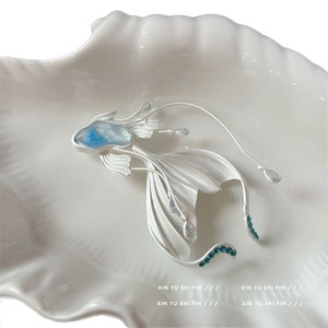 Estilo chino nueva moda de lujo pez submarino de ensueño para regalo nuevo modelo "de mar profundo Elfo" elegante broche de medusas dinámico - Product Image 5