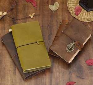 โฟลเดอร์นำเสนอสีขาวแบบผูกพร้อมช่องใส่นามบัตรหนังสือหน่วยความจำสำหรับเด็กปรับแต่งโลโก้ได้ง่ายแบบกำหนดเอง - Product Image 4