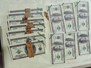 Novedad 2025: Accesorios Personalizados, <span class=keywords><strong>Dinero</strong></span> <span class=keywords><strong>de</strong></span> Juguete <span class=keywords><strong>de</strong></span> 20 y 50 Dólares, 100 Piezas, para Fiestas, Navidad, Graduación, Rodaje <span class=keywords><strong>de</strong></span> Películas y <span class=keywords><strong>Videos</strong></span> - Product Image 4