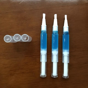 Gel Blanqueador Dental Profesional <span class=keywords><strong>de</strong></span> 2 ml con <span class=keywords><strong>Nitrato</strong></span> <span class=keywords><strong>de</strong></span> <span class=keywords><strong>Potasio</strong></span> <span class=keywords><strong>de</strong></span> <span class=keywords><strong>Color</strong></span> Azul, Desensibilizante y Remineralizante, en Formato <span class=keywords><strong>de</strong></span> Bolígrafo para un Alivio Rápido del Dolor - Product Image 3