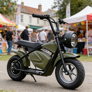 Nuovo Scooter Elettrico a Due Ruote 2025 per Bambini di 7 Anni, Veloce con Manubrio Antiscivolo, Impugnatura Sicura per Uso Interno - Product Image 2