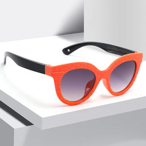 Gafas de Sol para Niños K6113, Montura de PC, Protección UV400, Gafas de Sol de Moda para Viajes, Unisex, Uso en Exteriores - Product Image 5