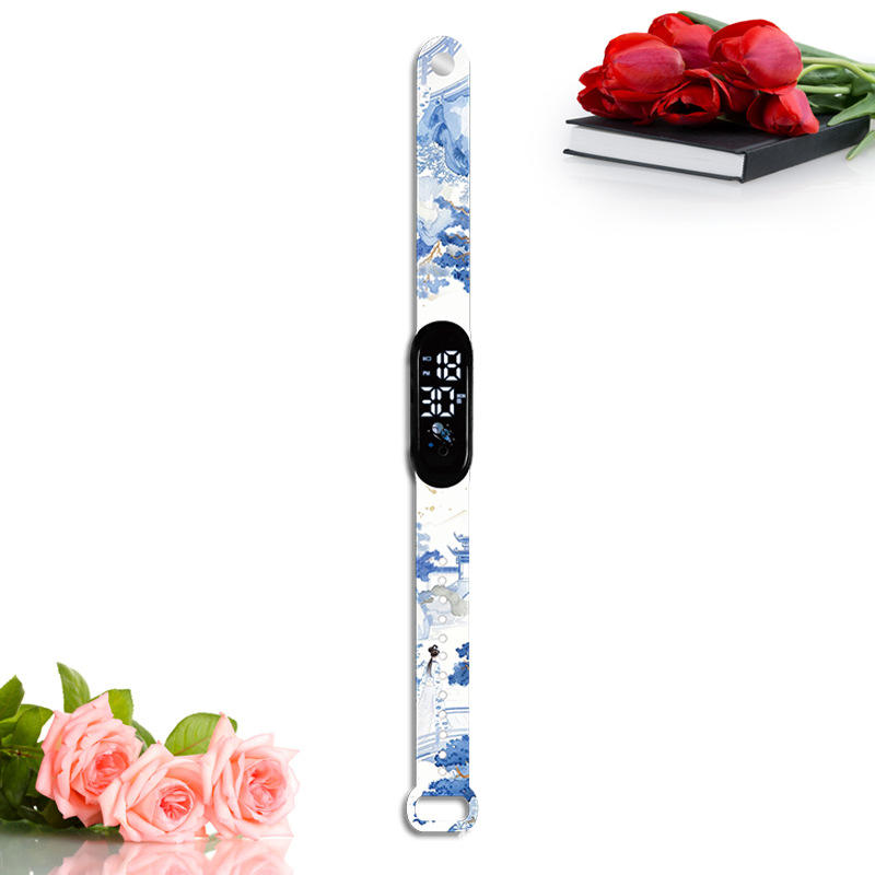 Arbres bleus de style chinois