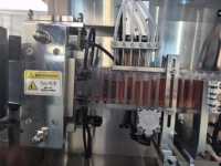 Machine de remplissage et d'emballage verticale/de tubes pour gelée royale et liquides oraux, en promotion directe usine