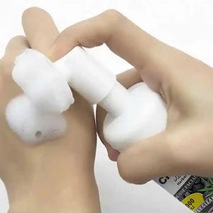 Verfrissende En Hydraterende Gezichtsreiniger Diepe Reiniging Gezicht Wassen - Product Image 6