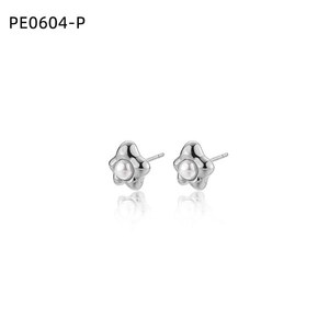 Amy Amy Pearl <b>Stud</b> Earrings 925 <b>Silver</b> Faux Pearl Flower Shape White Classic Style For Women Everyday Wear - Product Image 3