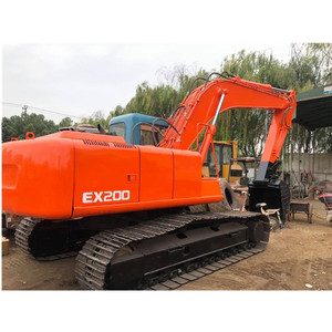 Excavatrice d'occasion Hitachi ZX200 en excellent état, performances fiables, fonctionnement fluide, pour les travaux de construction de moyenne envergure - Product Image 6