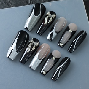 Uñas acrílicas de lujo al por mayor a precio de fábrica, uñas postizas 3D de cobertura completa, uñas postizas de alta calidad hechas a mano para mujeres - Product Image 2