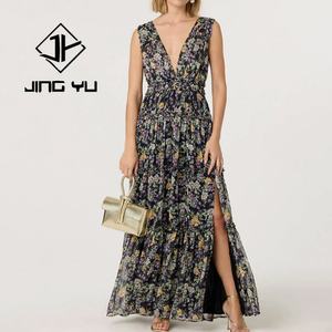 ชุดเดรสลำลองลายดอกไม้สำหรับผู้หญิง ชุดราตรีหรูหราแบบจีบ คอวีลึก ผลิตโดยผู้ผลิต (OEM) ชุดเดรสยาวผ้าเรยอน - Product Image 1