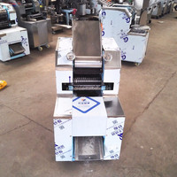 Machine automatique de découpe de pâte Sachima Machine à collation de riz glutinus poli pour la fabrication de biscuits