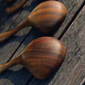 Cucharas de Madera Premium Hechas a Mano para Cocinar, Servir, Remover, Mezclar y Preparar Alimentos, Hechas de Madera Natural Ecológica - Product Image 5