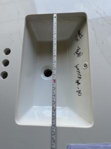 แผ่นหินควอตซ์สีเทาลาย Calacatta Leon รุ่น GOLDTOP Luxury Polished 5052 สำหรับเคาน์เตอร์ครัวทันสมัยและอ่างล้างหน้าห้องน้ำสุดหรู - Product Image 6