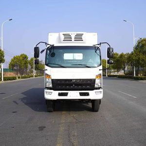 Camion frigorifique Sinotruk 4x2 12 tonnes personnalisé avec isolation thermique pour le transport en chaîne du froid de légumes, fruits et viandes sur le marché mondial - Product Image 5