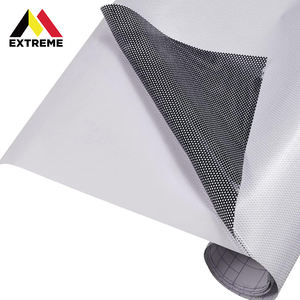 Autocollant en <span class=keywords><strong>vinyle</strong></span> <span class=keywords><strong>perforé</strong></span> brillant auto-adhésif pour vitres, 120 g/m²/140 g/m², <span class=keywords><strong>micro</strong></span>-<span class=keywords><strong>perforé</strong></span>, vision unidirectionnelle, graphique UV résistant à l'eau - Product Image 1