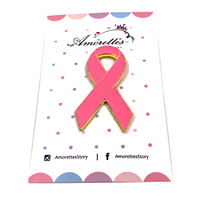 Broche épinglette personnalisée en émail rose pour la sensibilisation au cancer du sein et à la santé mentale, avec ruban
