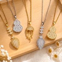 Collier pendentif Jeutelis Dainty Gourd Strawberry Jellyfish en cuivre plaqué or 18 carats avec zircon, bijou d'été mignon, cadeau pour elle