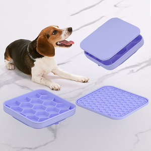 ZMaker New 2 in 1 Mangkuk Anjing Silikon Persegi Alas Jilat Mangkuk Makan Lambat dengan Tutup Mangkuk Makan Lambat Anjing Model Sarang Lebah - Product Image 1